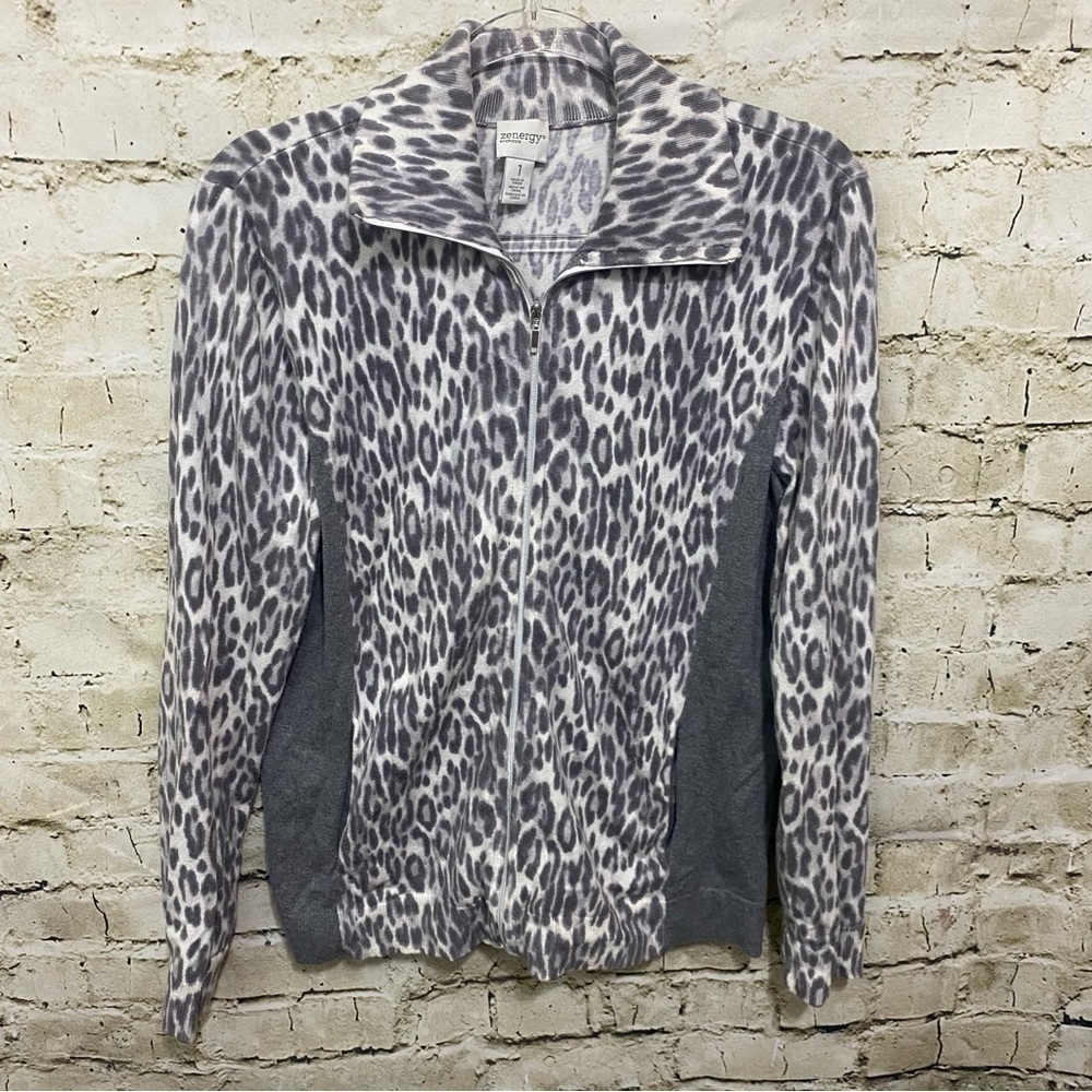 Zenergy by Chicos Gray Animal Print Cardigan Sweater Zip Up With Pockets